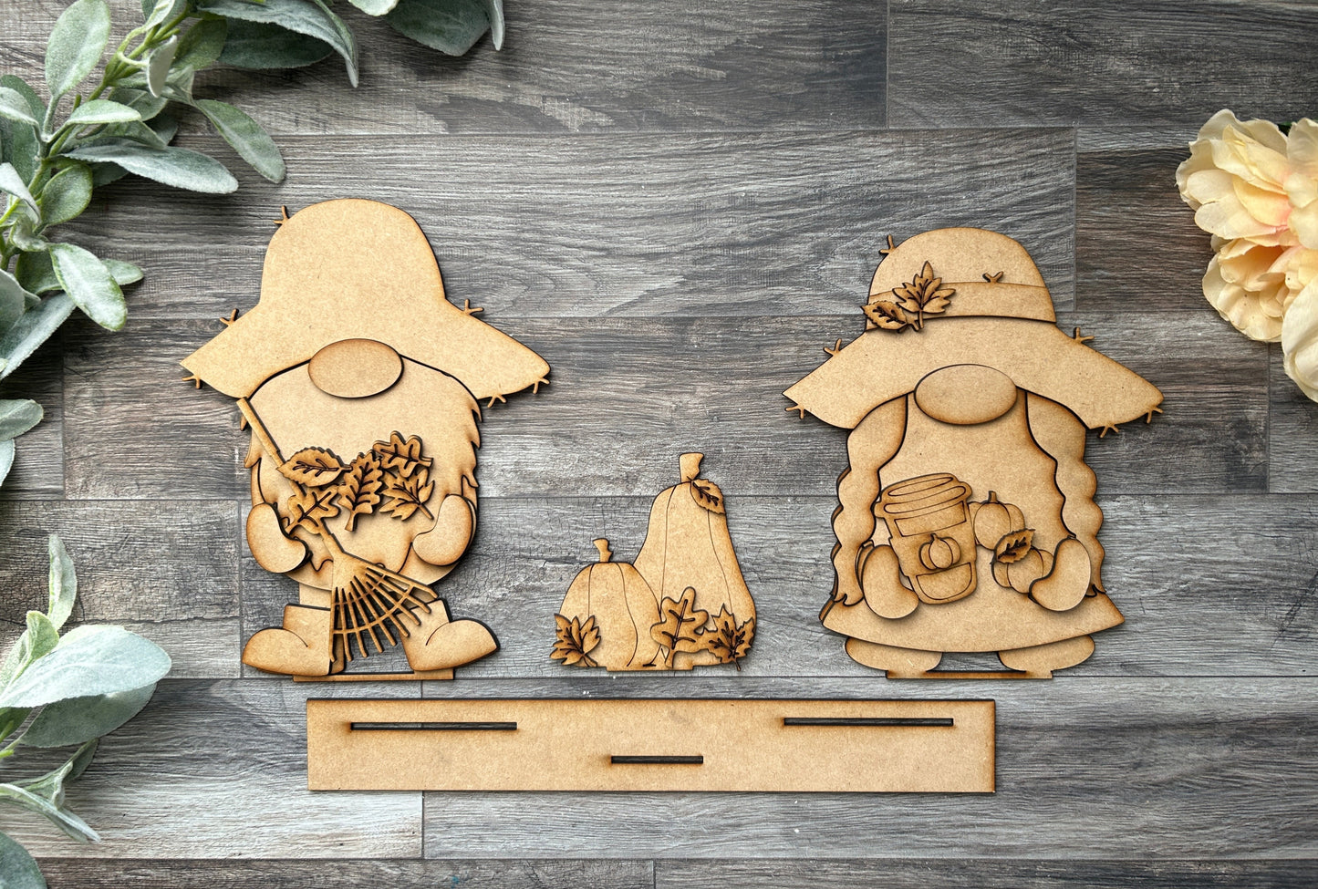 A Pair of Gnomes - Interchangeable Standing - DIY Kit